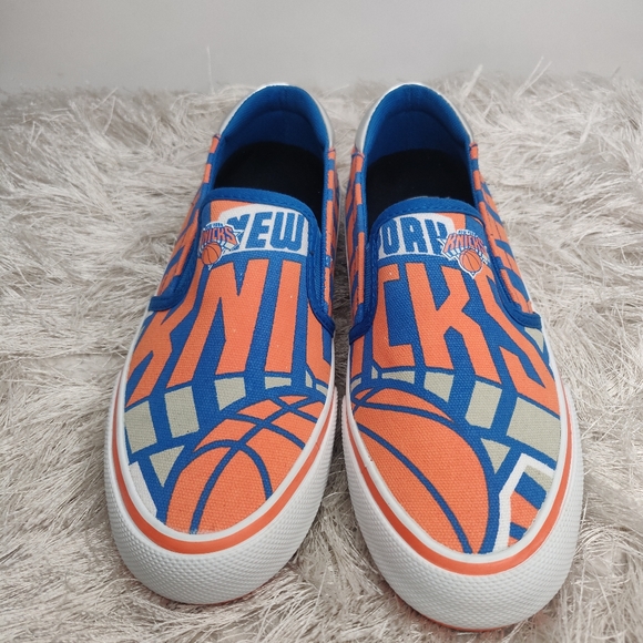 NBA Shoes - New NBA Labs NY Knicks Slip on sz 7.5